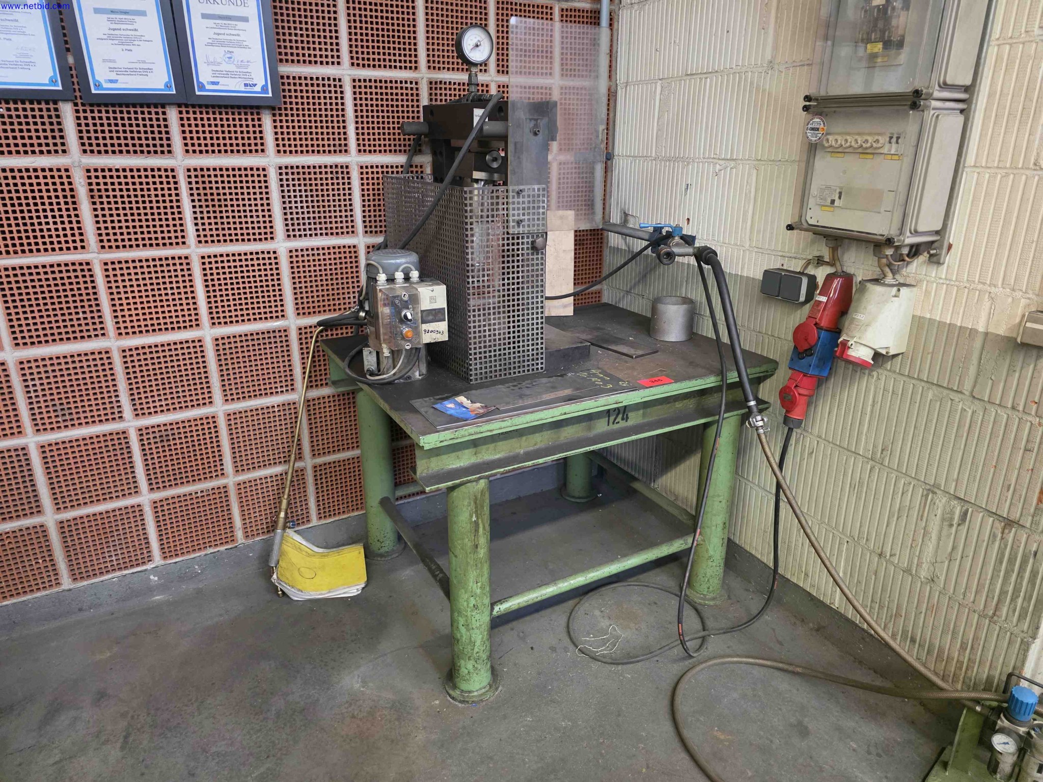 Machines and systems in the fields of plant engineering, boiler construction, environmental technology, waste water and waste treatment, large parts processing, welded constructions-1