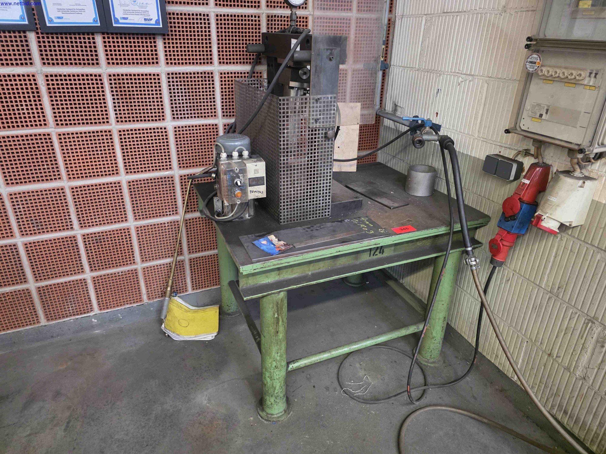 Machines and systems in the fields of plant engineering, boiler construction, environmental technology, waste water and waste treatment, large parts processing, welded constructions-2