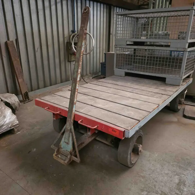 Heavy-duty transport trolley