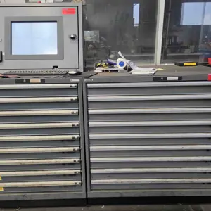 Tool dispensing system Lista