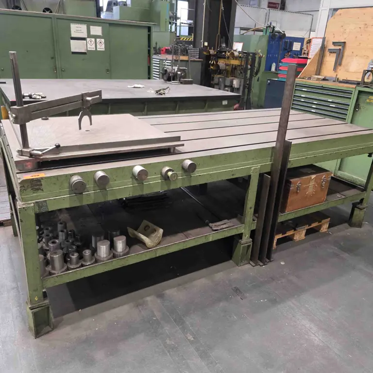 Alignment/scoring plate