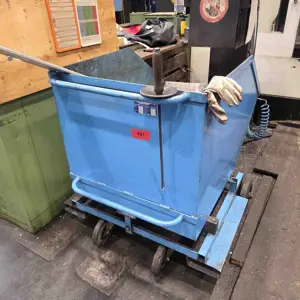 Chip dump bucket Gernher