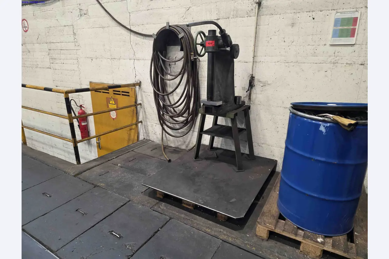 Machines and systems in the fields of plant engineering, boiler construction, environmental technology, waste water and waste treatment, large parts processing, welded constructions-1