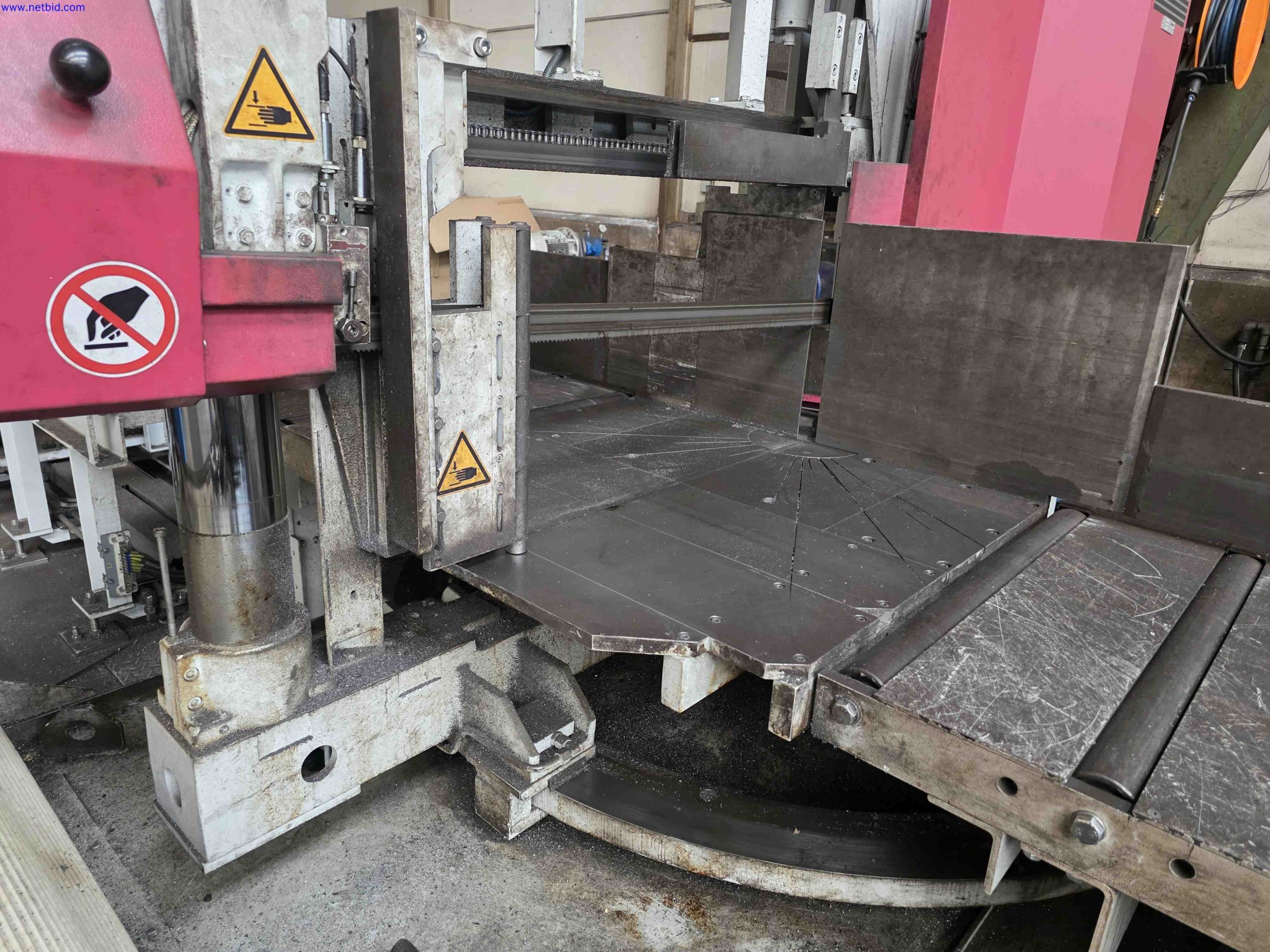 Machines and systems in the fields of plant engineering, boiler construction, environmental technology, waste water and waste treatment, large parts processing, welded constructions-11