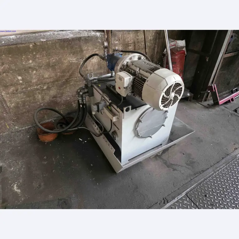 Machines and systems in the fields of plant engineering, boiler construction, environmental technology, waste water and waste treatment, large parts processing, welded constructions-12