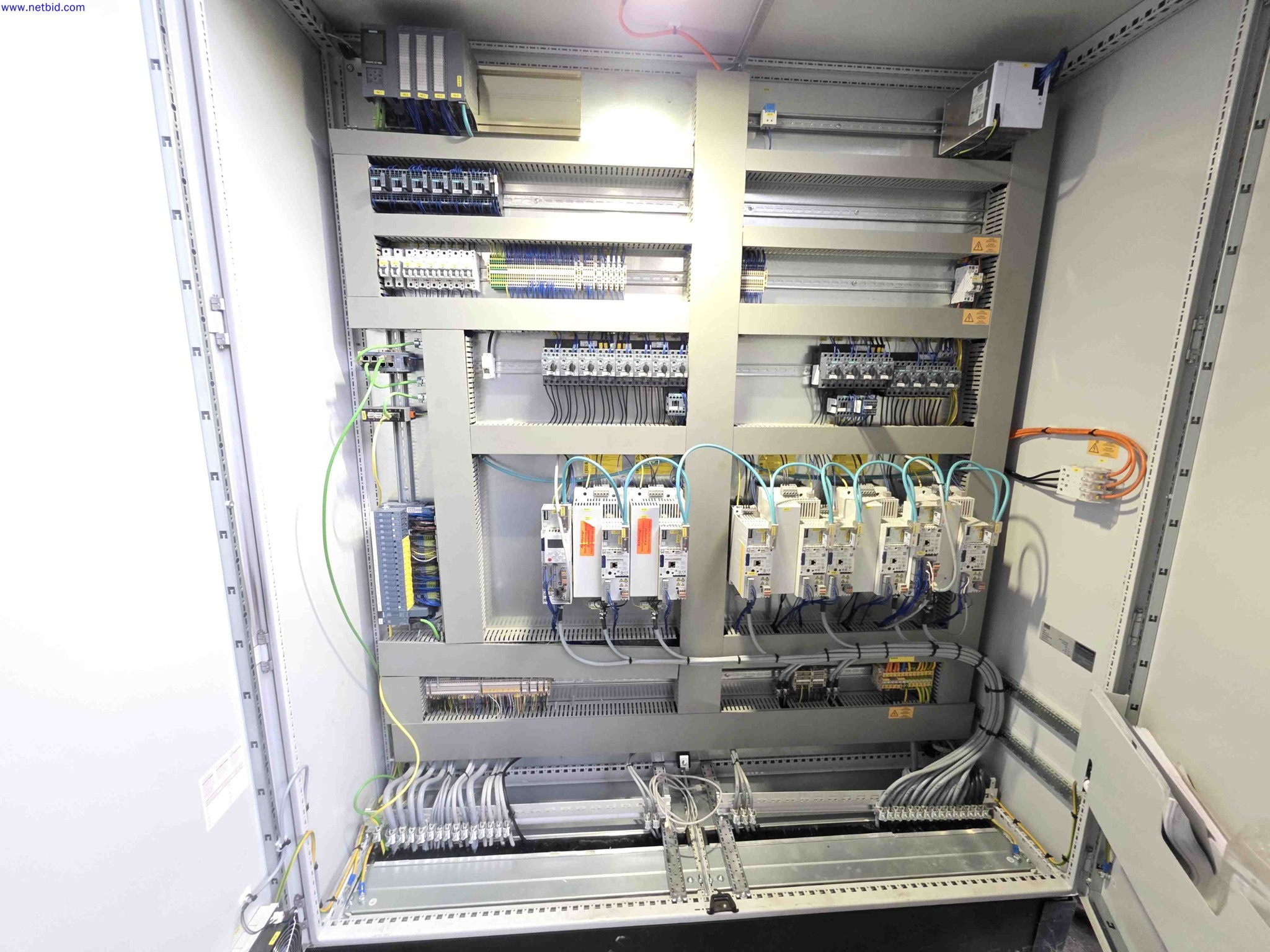 Machines and systems in the fields of plant engineering, boiler construction, environmental technology, waste water and waste treatment, large parts processing, welded constructions-17