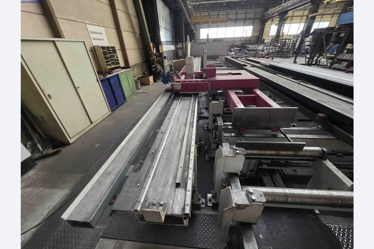 Machines and systems in the fields of plant engineering, boiler construction, environmental technology, waste water and waste treatment, large parts processing, welded constructions-25