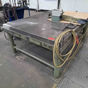 Welding table