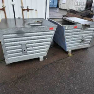 3 Dumpsters (household waste, packaging, waste paper)