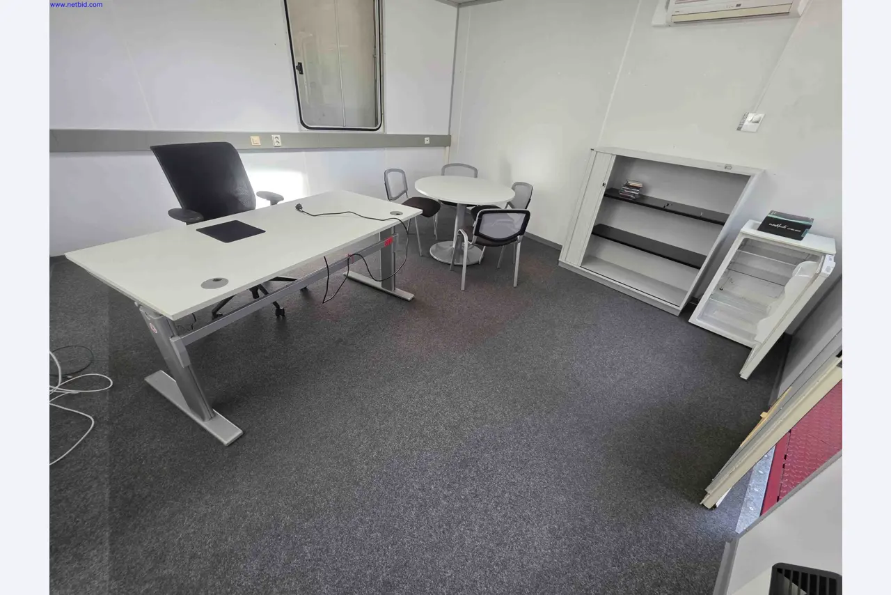 Maszyny i systemy w dziedzinie inżynierii instalacji, budowy kotłów, technologii ochrony środowiska, oczyszczania ścieków i odpadów, obróbki dużych części, konstrukcji spawanych.-1