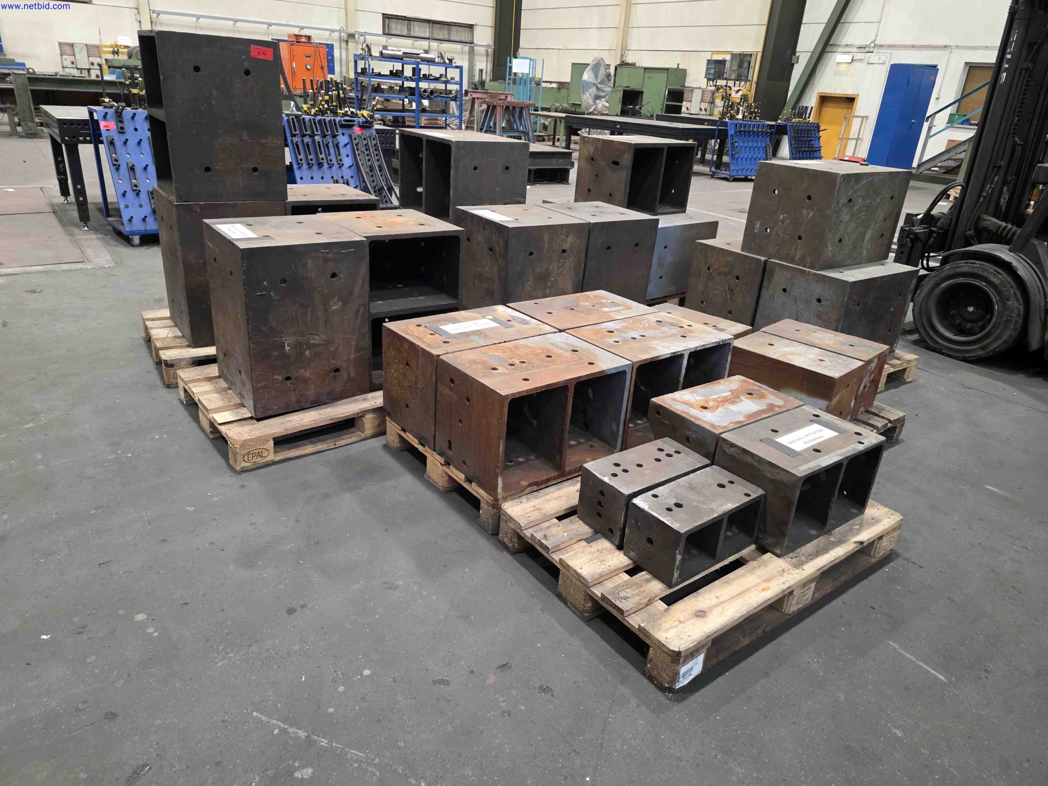 Machines and systems in the fields of plant engineering, boiler construction, environmental technology, waste water and waste treatment, large parts processing, welded constructions-1