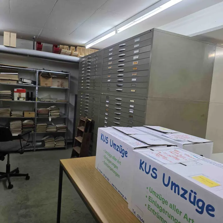 1 Posten Drawing cabinets (later release 24.08.2026)