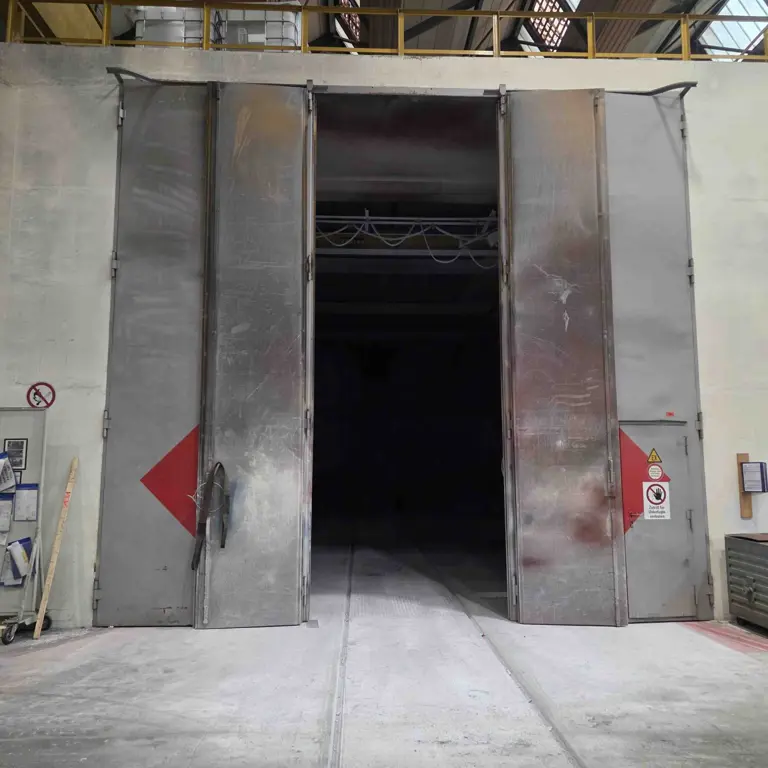 Painting and drying system Werner & Pfleiderer Farbspritzanlage