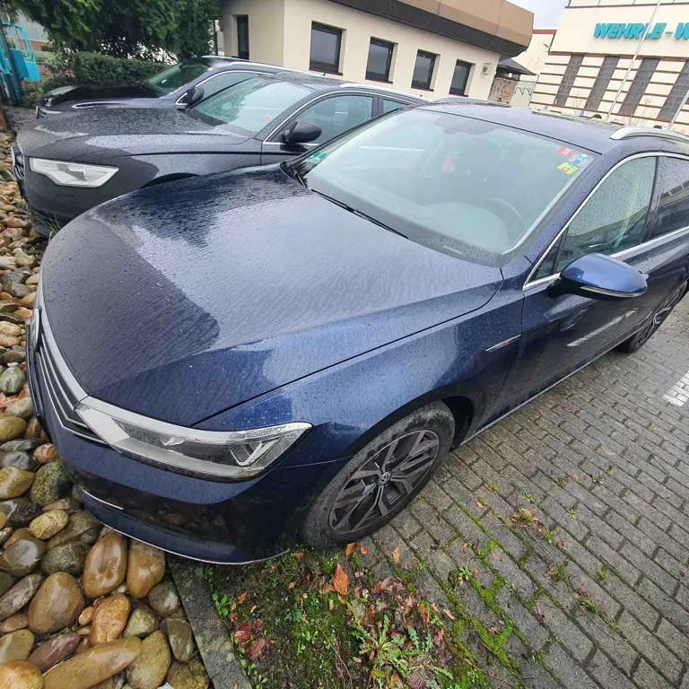 Avto Volkswagen Passat Combi