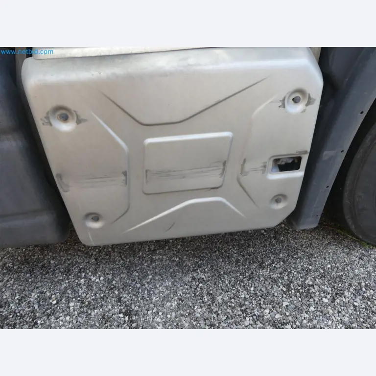 Renault en Ford trekkers en Knapen K 100 opleggers-11