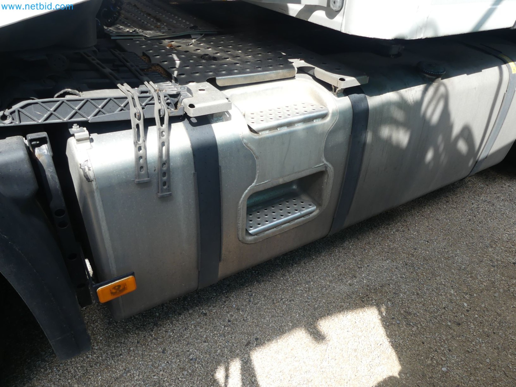 Ciągniki siodłowe Ford i naczepy Knapen K 100-21