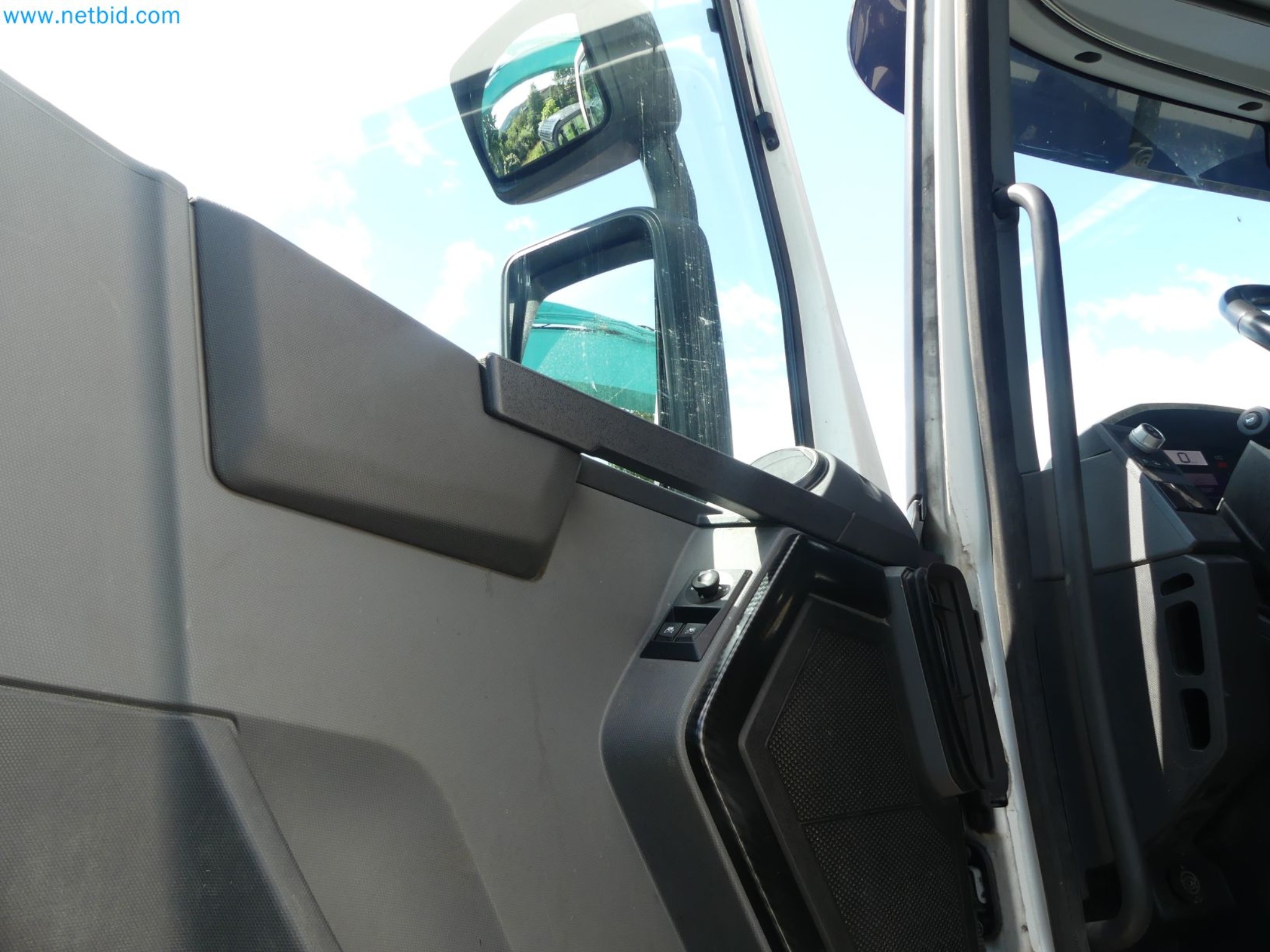 Ciągniki siodłowe Ford i naczepy Knapen K 100-22