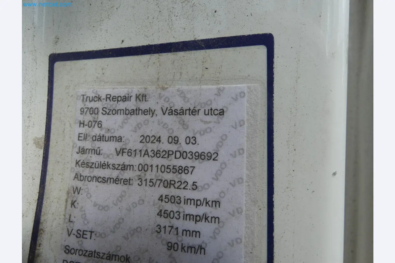 Renault en Ford trekkers en Knapen K 100 opleggers-25