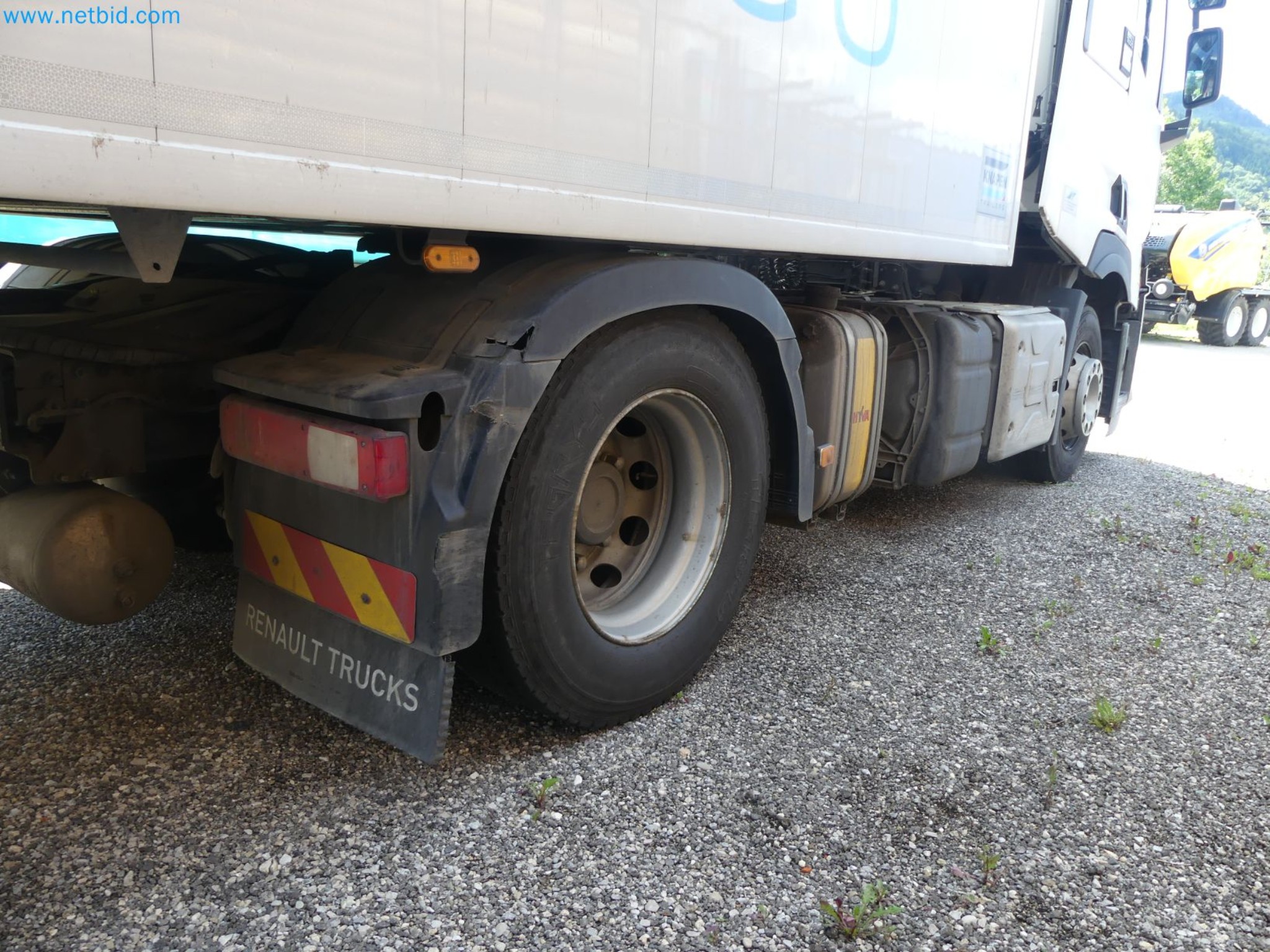 Ciągniki siodłowe Ford i naczepy Knapen K 100-5