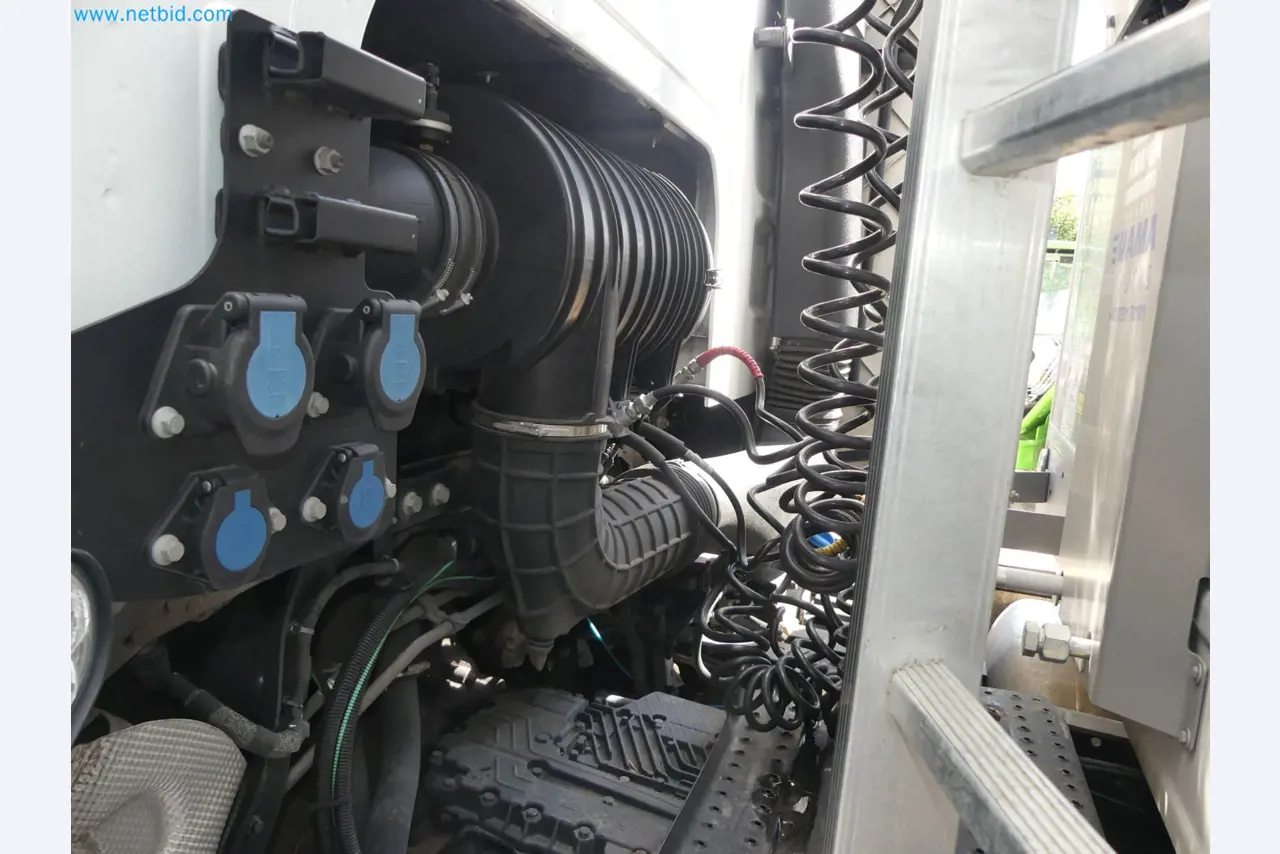 Ford tractor units and Knapen K 100 semi-trailers-16