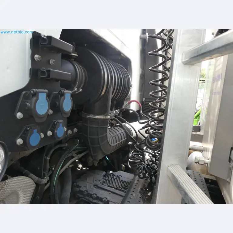 Ford tractor units and Knapen K 100 semi-trailers-16