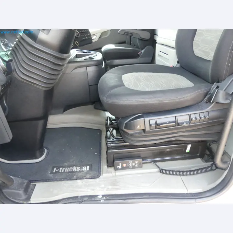 Ford tractor units and Knapen K 100 semi-trailers-21