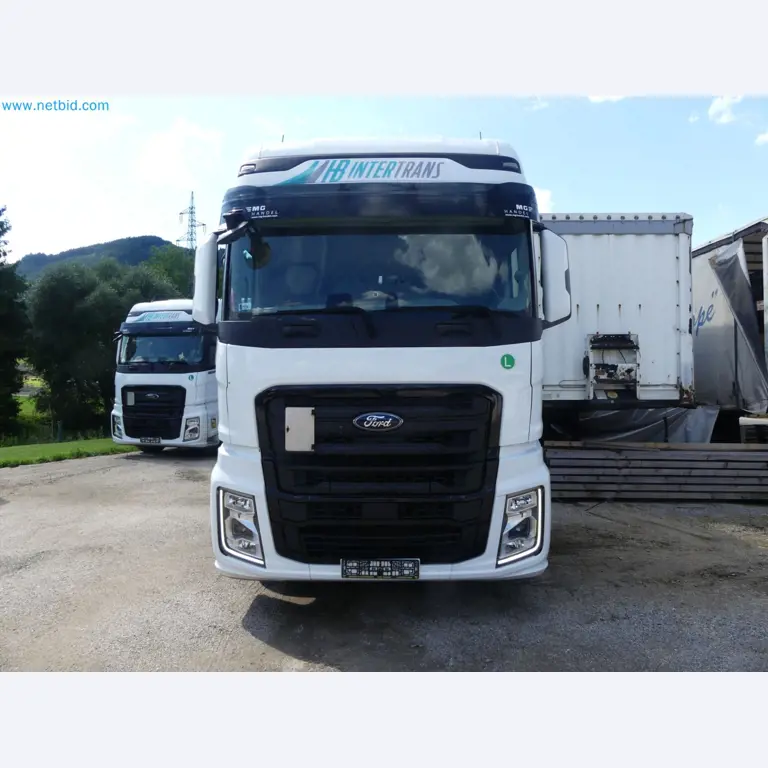Ford tractor units and Knapen K 100 semi-trailers-7