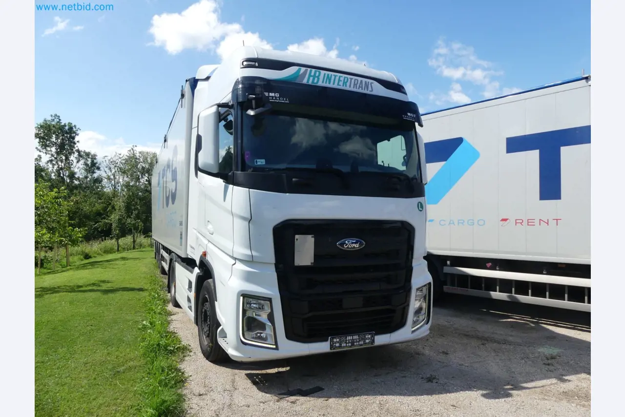 Ford tractor units and Knapen K 100 semi-trailers-11