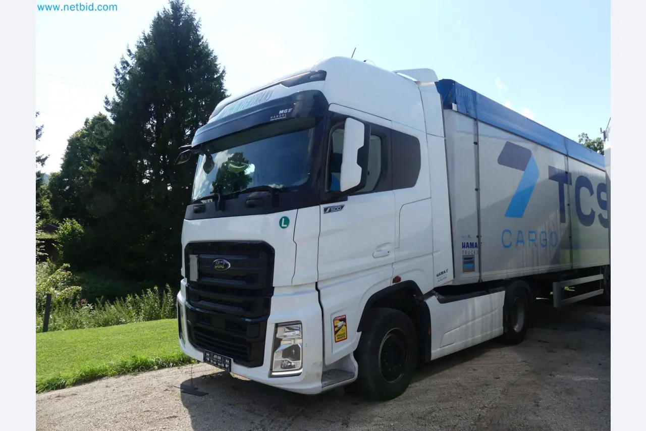 Ford tractor units and Knapen K 100 semi-trailers-13