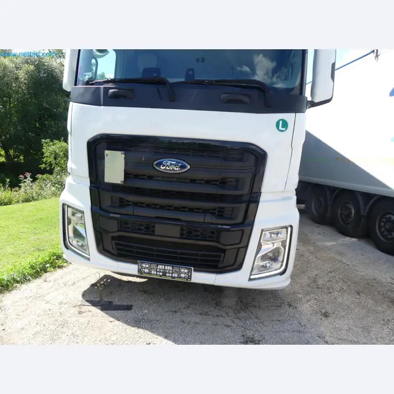 Ford tractor units and Knapen K 100 semi-trailers-14