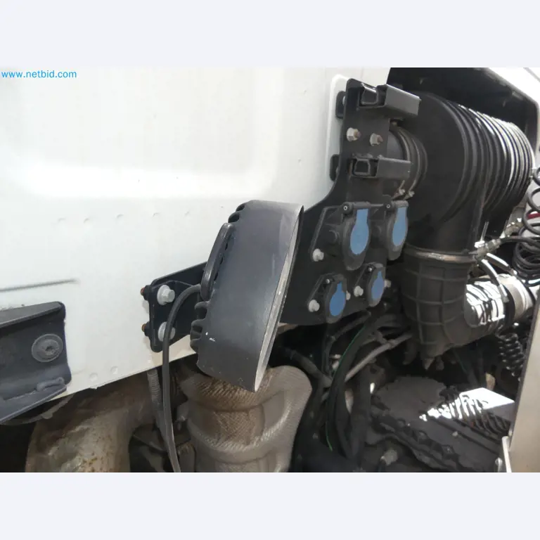 Ford tractor units and Knapen K 100 semi-trailers-20