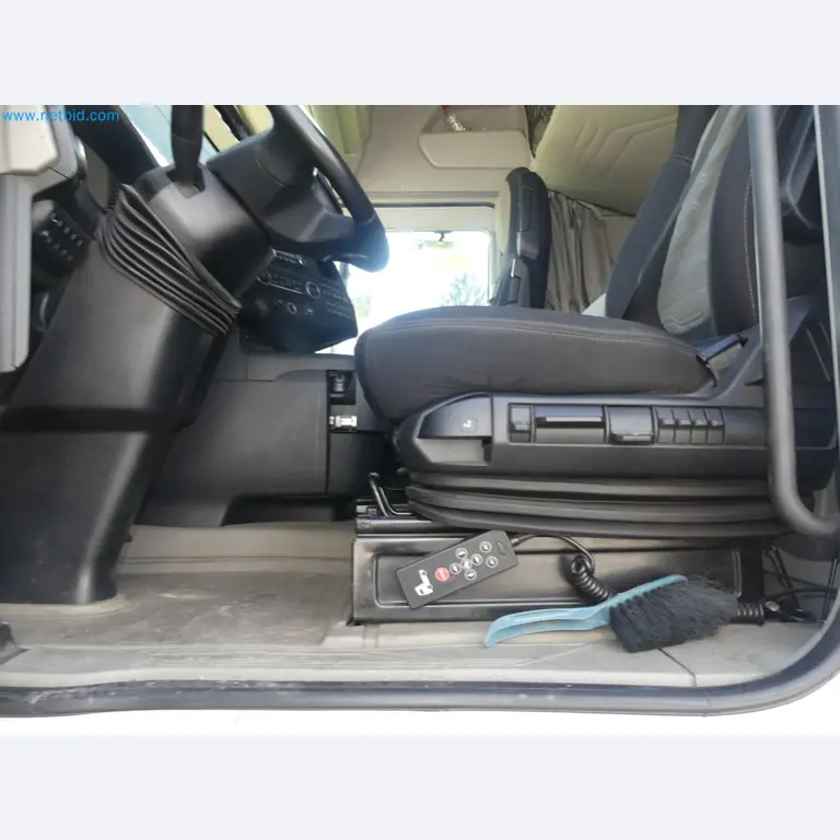 Ford tractor units and Knapen K 100 semi-trailers-21