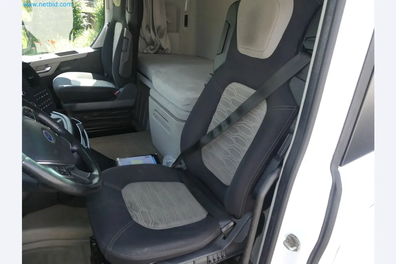 Ford tractor units and Knapen K 100 semi-trailers-25