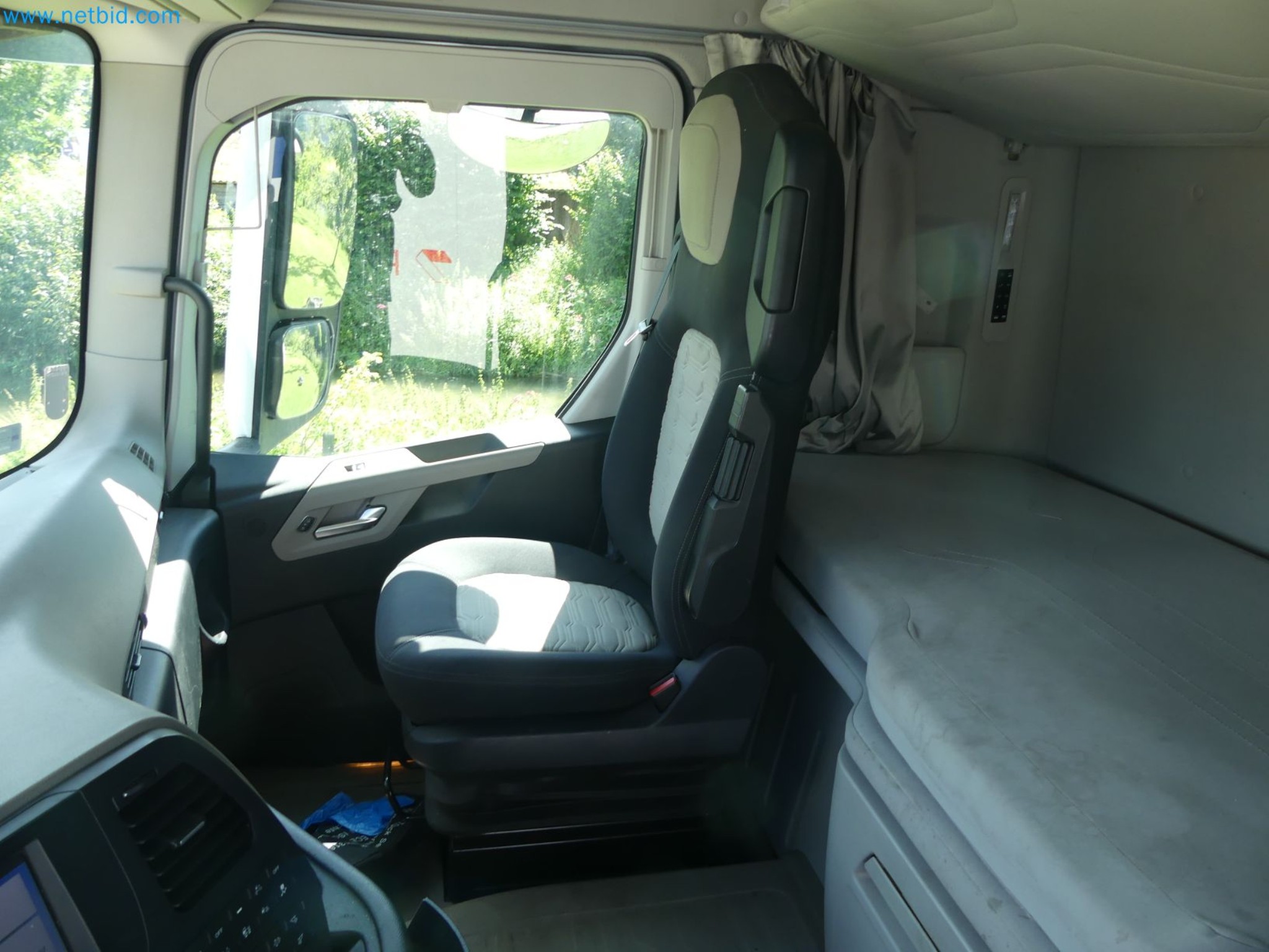 Ford tractor units and Knapen K 100 semi-trailers-26