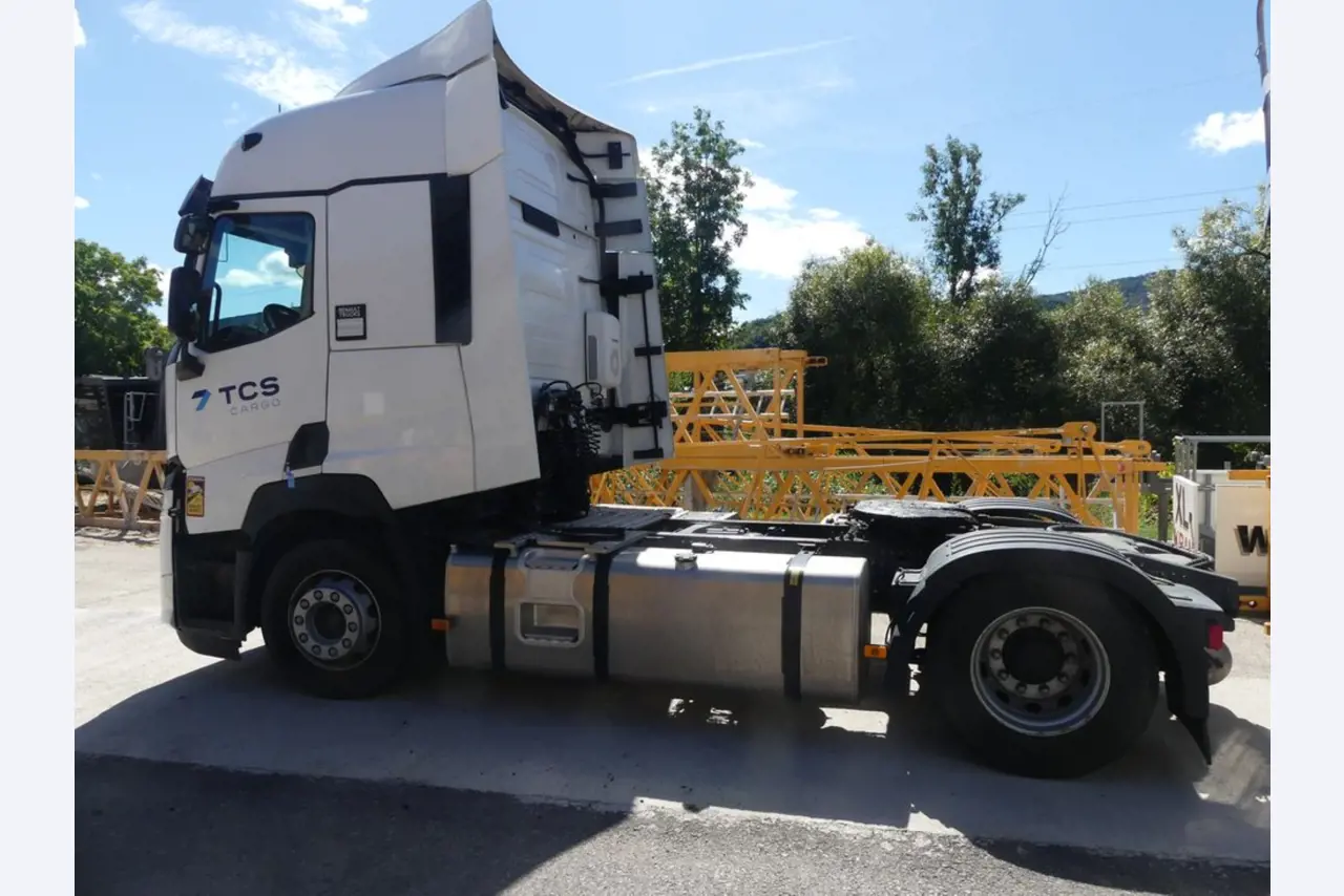 Renault en Ford trekkers en Knapen K 100 opleggers-14