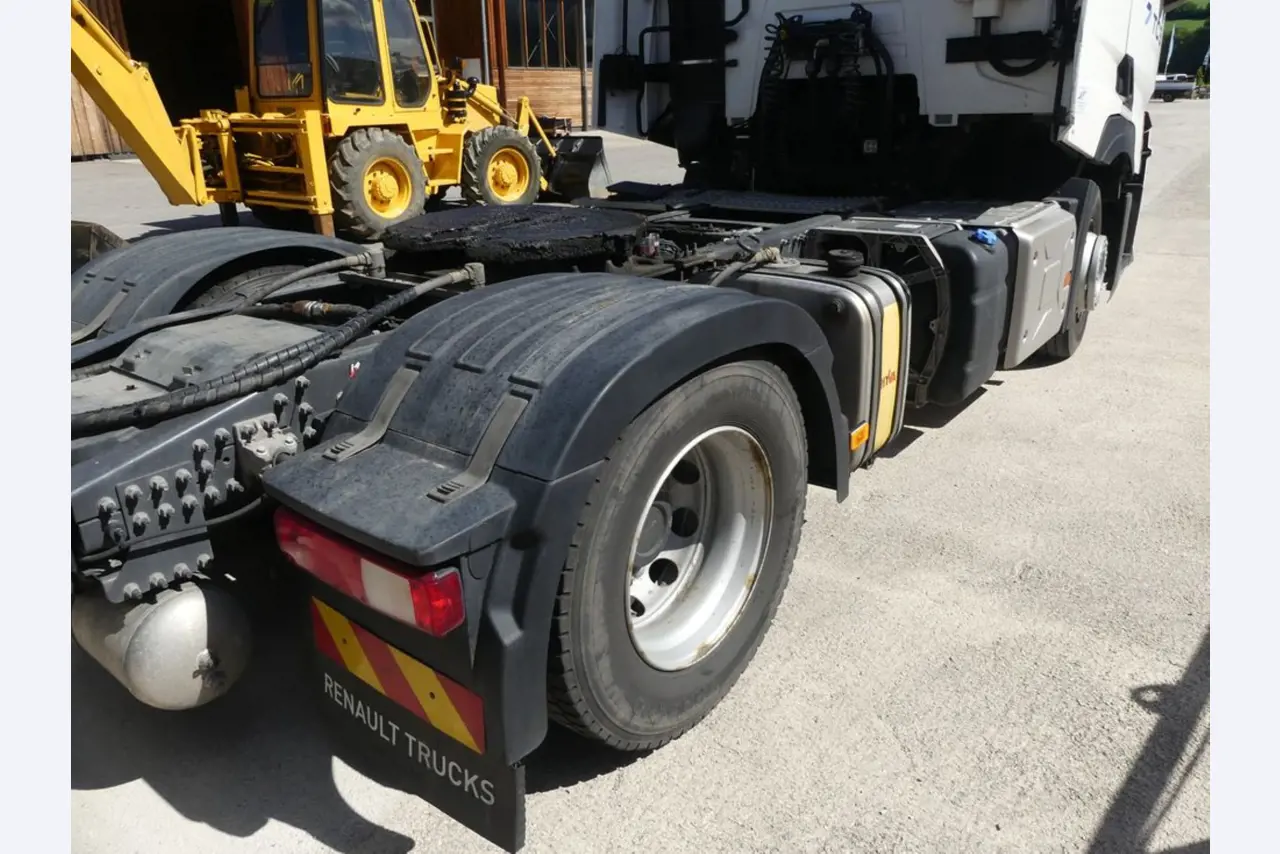 Renault en Ford trekkers en Knapen K 100 opleggers-20