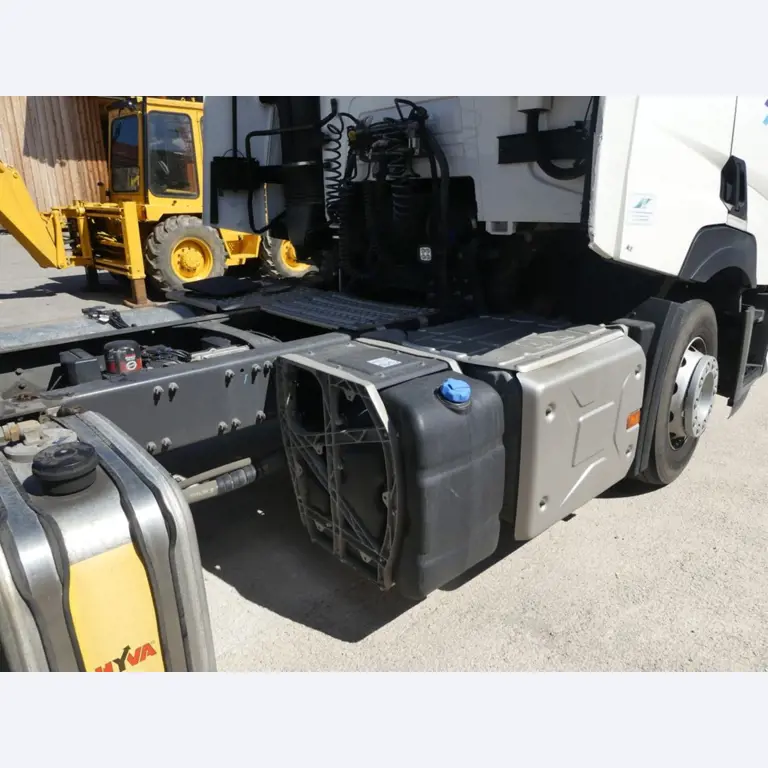 Renault en Ford trekkers en Knapen K 100 opleggers-24