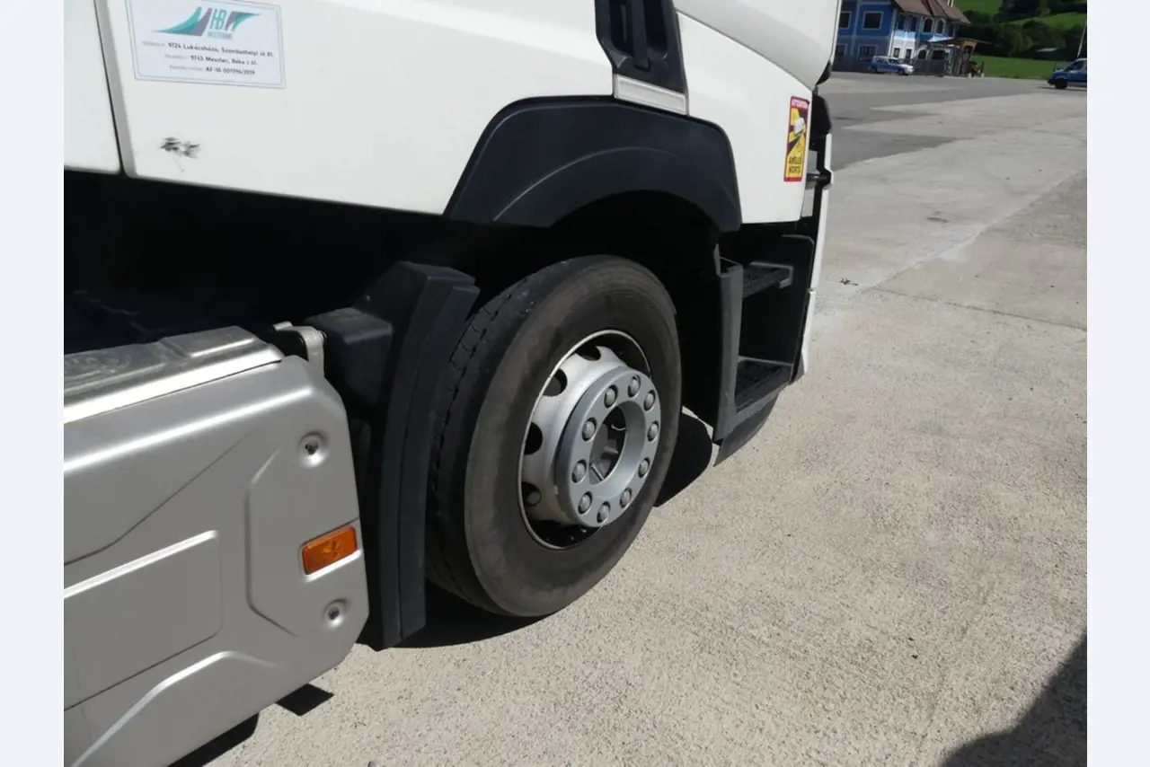 Renault en Ford trekkers en Knapen K 100 opleggers-25