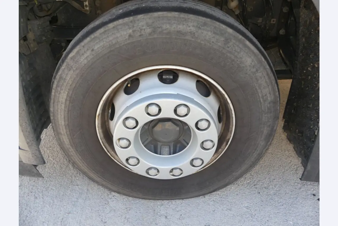 Renault en Ford trekkers en Knapen K 100 opleggers-29