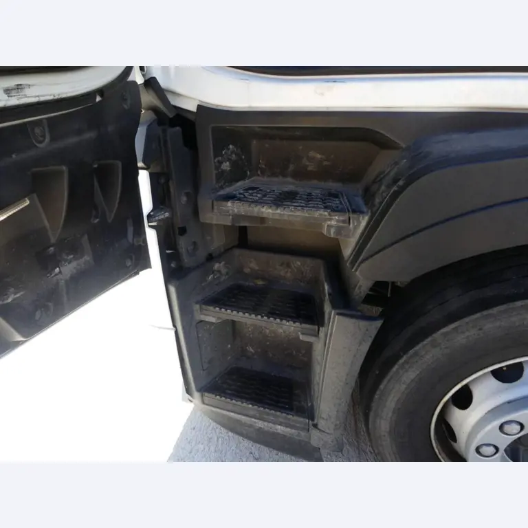 Renault en Ford trekkers en Knapen K 100 opleggers-31