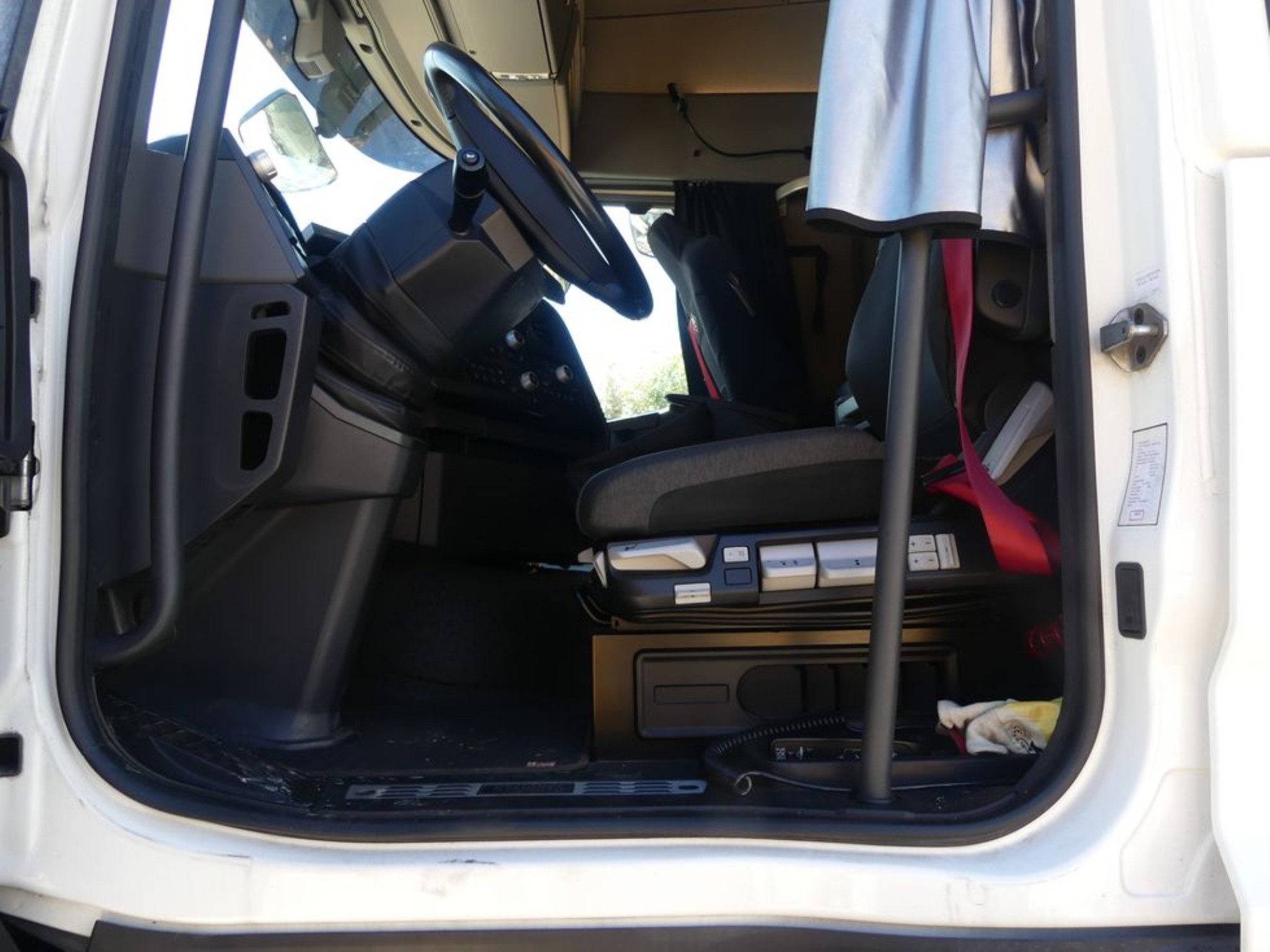 Ciągniki siodłowe Ford i naczepy Knapen K 100-32