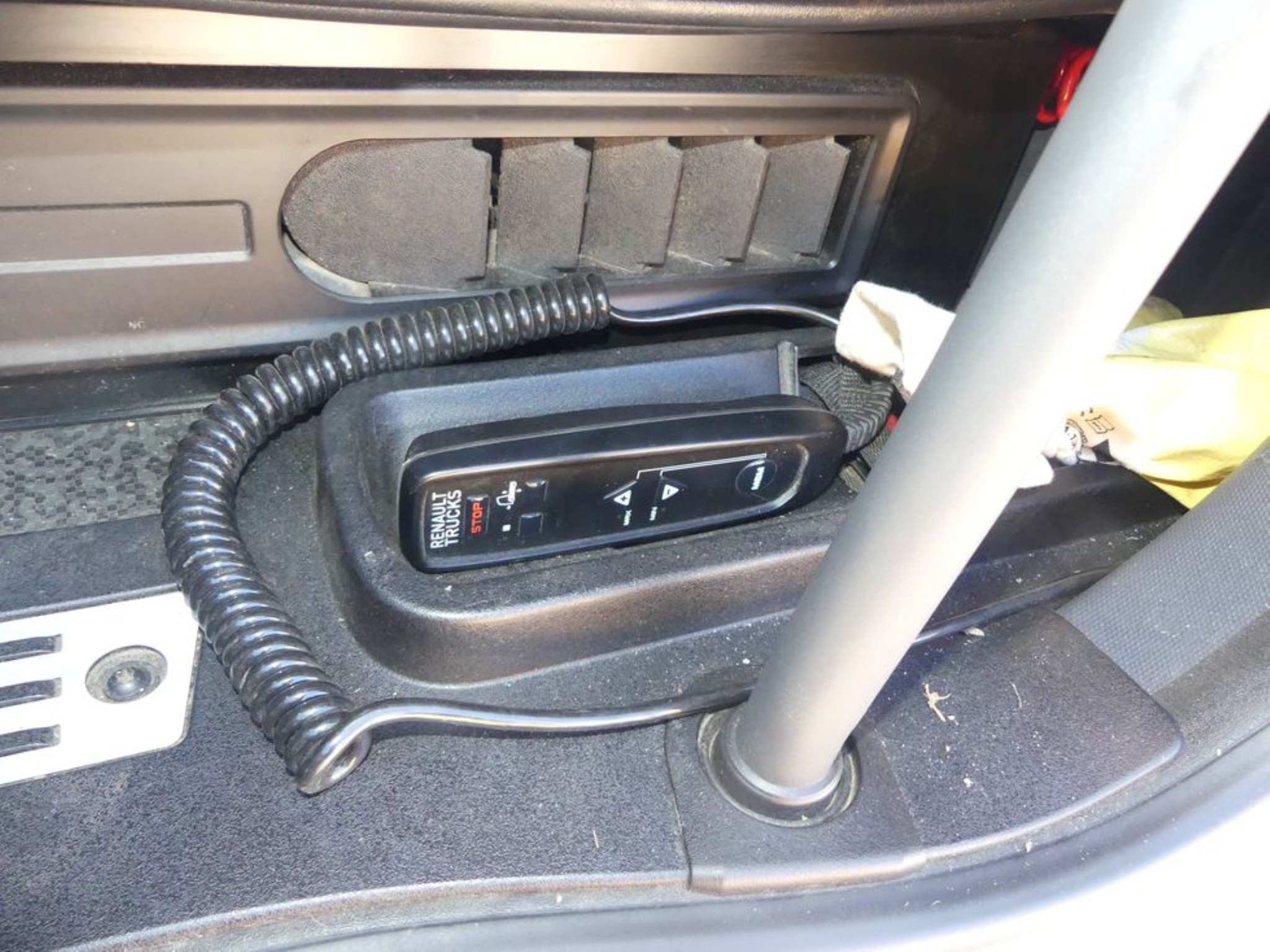 Ciągniki siodłowe Ford i naczepy Knapen K 100-33