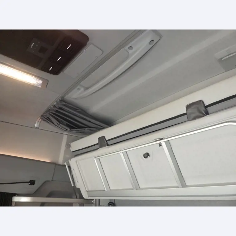 Renault en Ford trekkers en Knapen K 100 opleggers-37