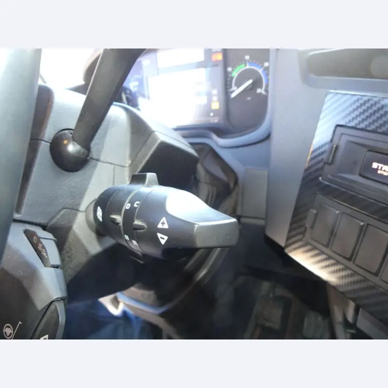 Renault en Ford trekkers en Knapen K 100 opleggers-43