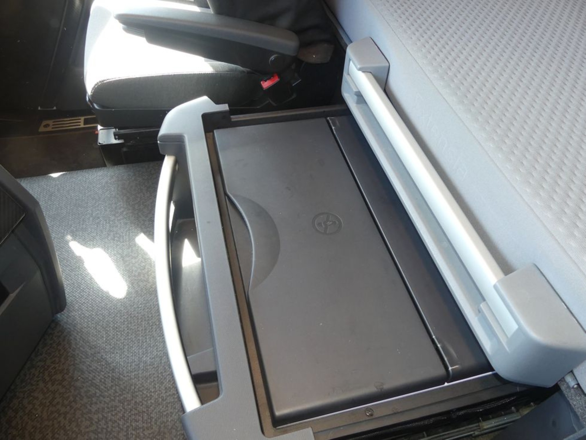 Ciągniki siodłowe Ford i naczepy Knapen K 100-51