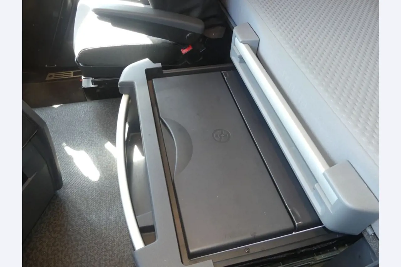 Renault en Ford trekkers en Knapen K 100 opleggers-51