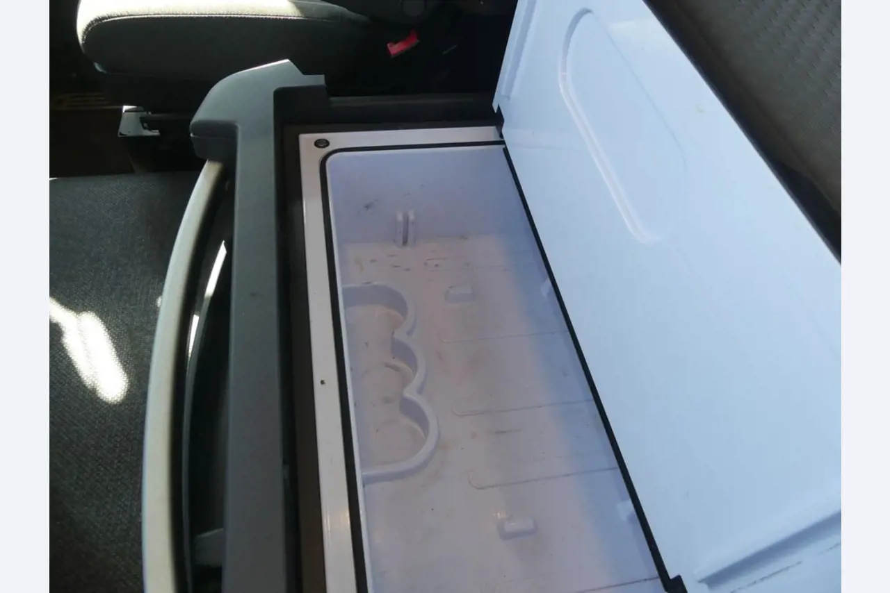 Renault en Ford trekkers en Knapen K 100 opleggers-52