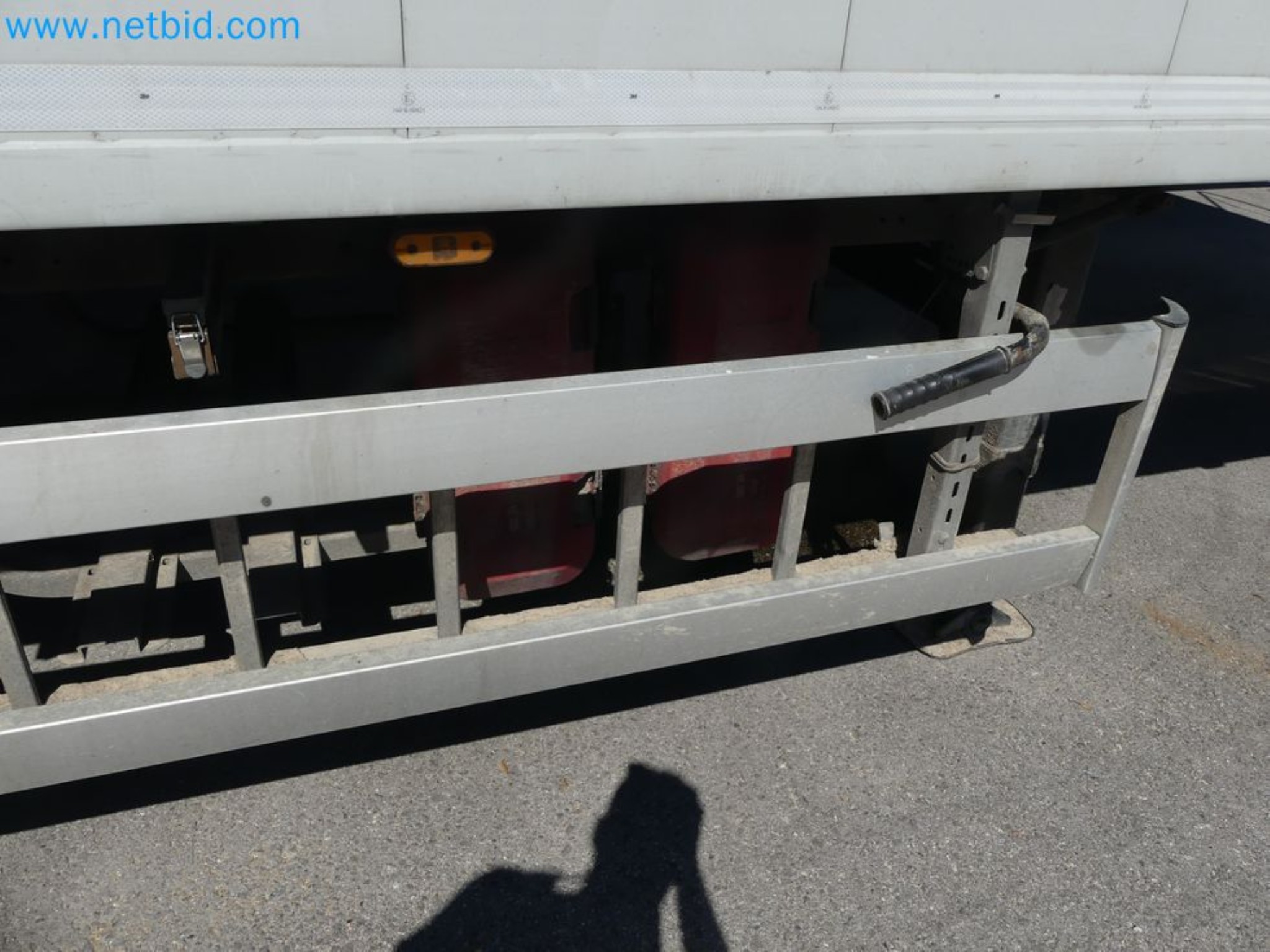 Voluntary closure of business relocation <BR>
Wilhelmshavener Bekleidungswerke GmbH <BR> Clothing Manufacture-25