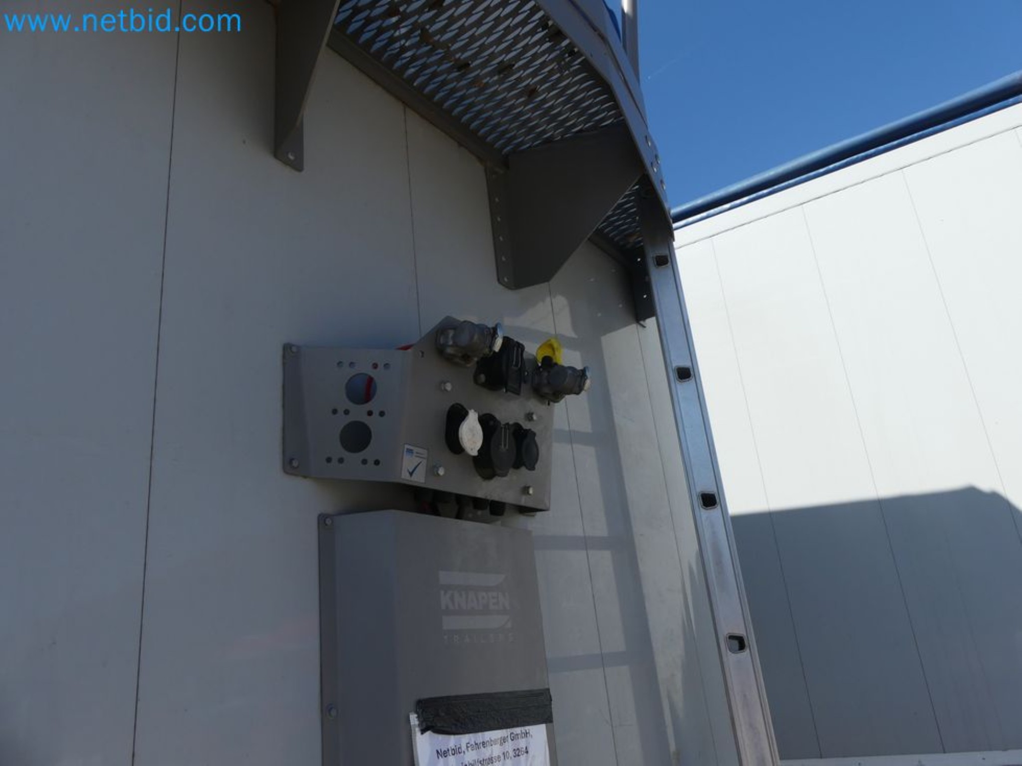 Voluntary closure of business relocation <BR>
Wilhelmshavener Bekleidungswerke GmbH <BR> Clothing Manufacture-29