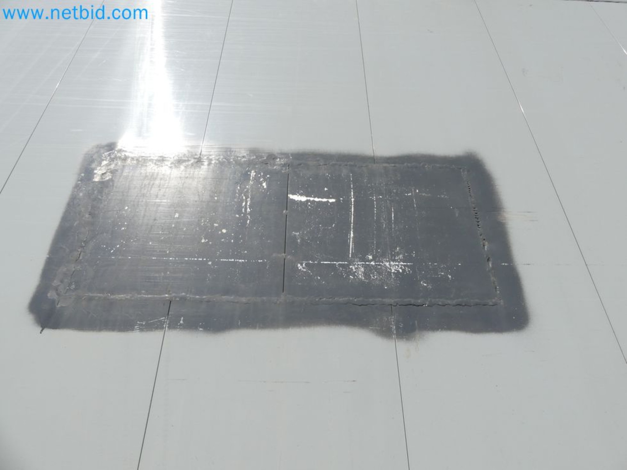 Voluntary closure of business relocation <BR>
Wilhelmshavener Bekleidungswerke GmbH <BR> Clothing Manufacture-32